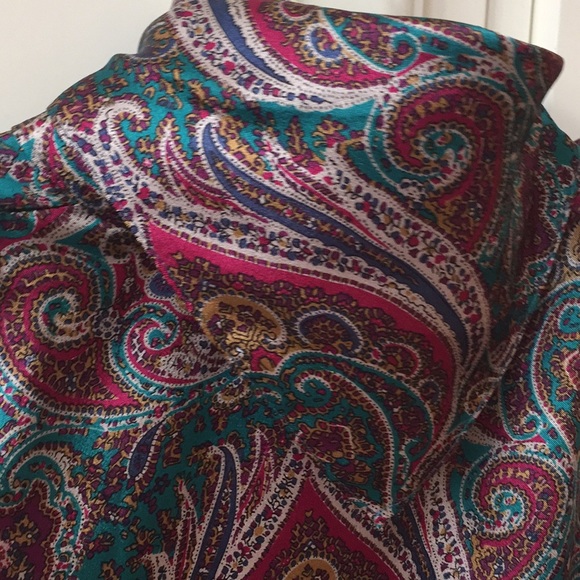 Women’s petite blouse. Multicolored. - Picture 2 of 5